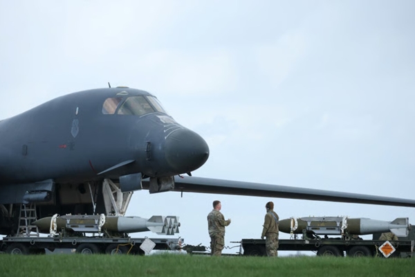 Chi phí khổng lồ của Mỹ trong những ngày đầu cuộc chiến ở Iran